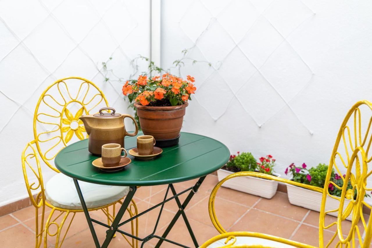 Twins Nest Malaga Apartment Exterior photo
