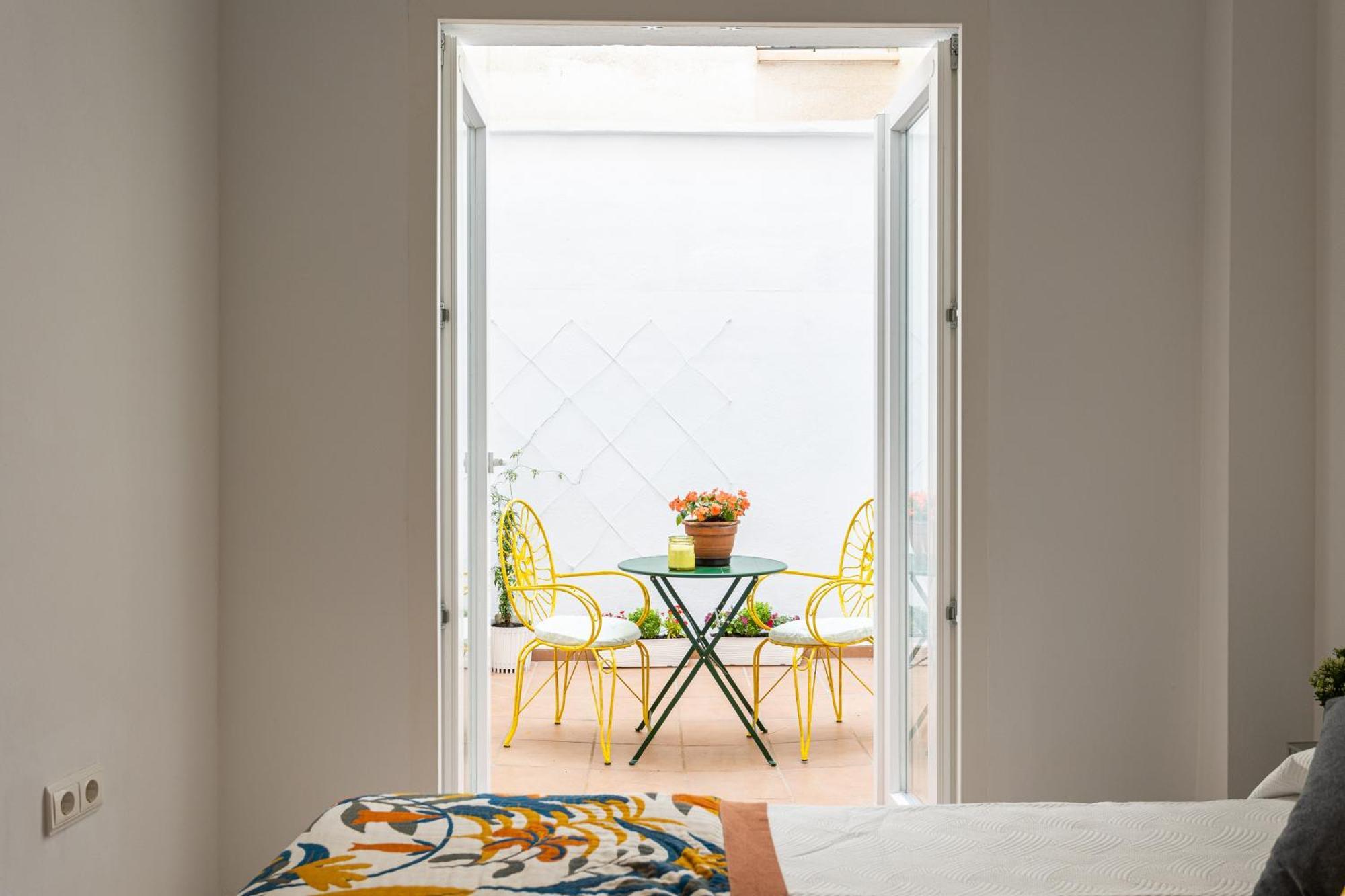 Twins Nest Malaga Apartment Exterior photo