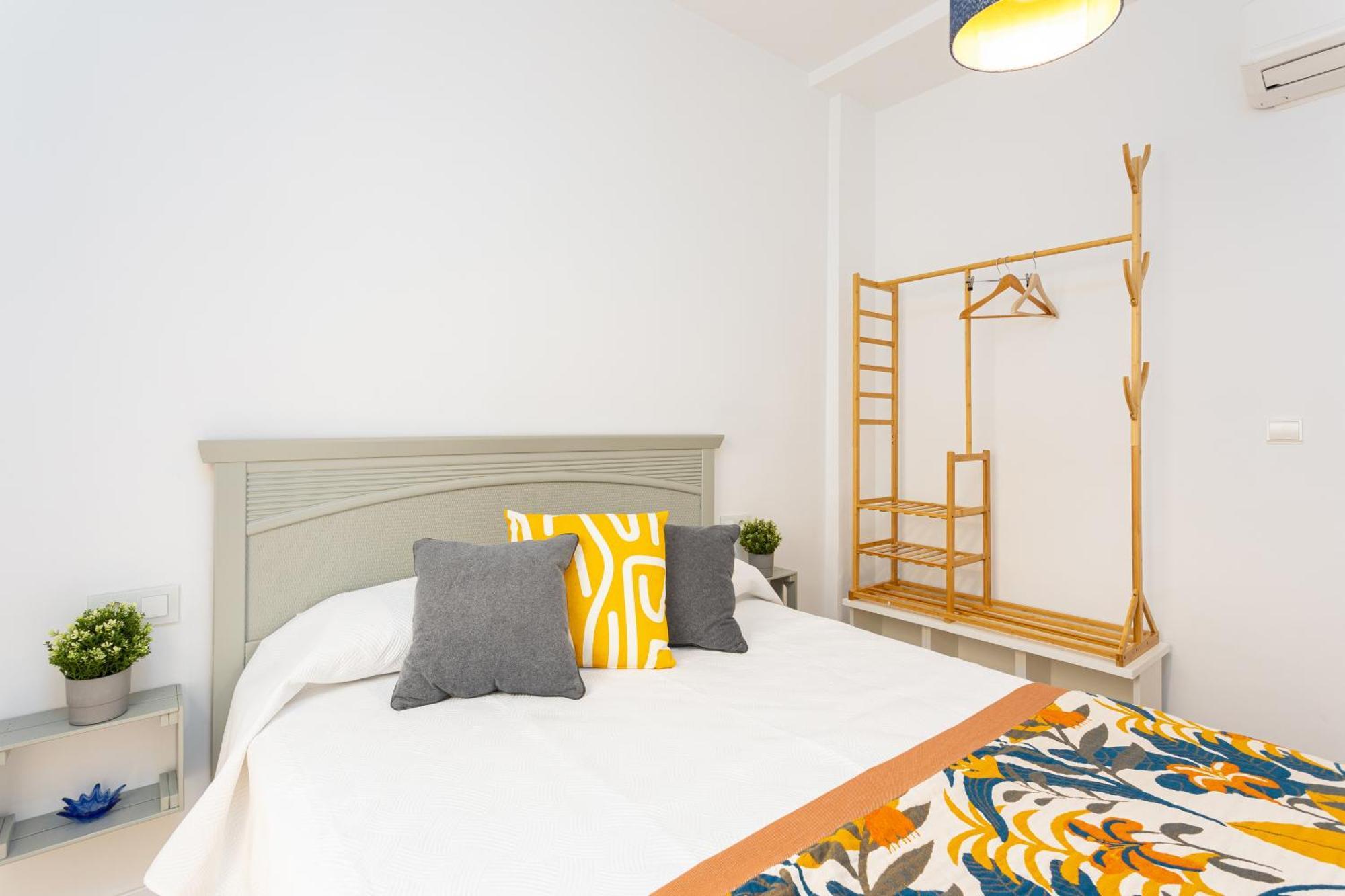 Twins Nest Malaga Apartment Exterior photo